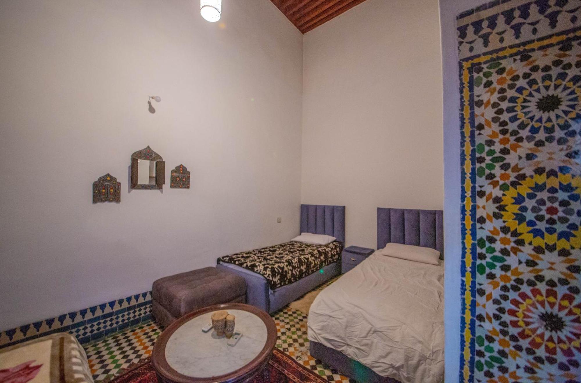 Hello Hotel Fez Bagian luar foto