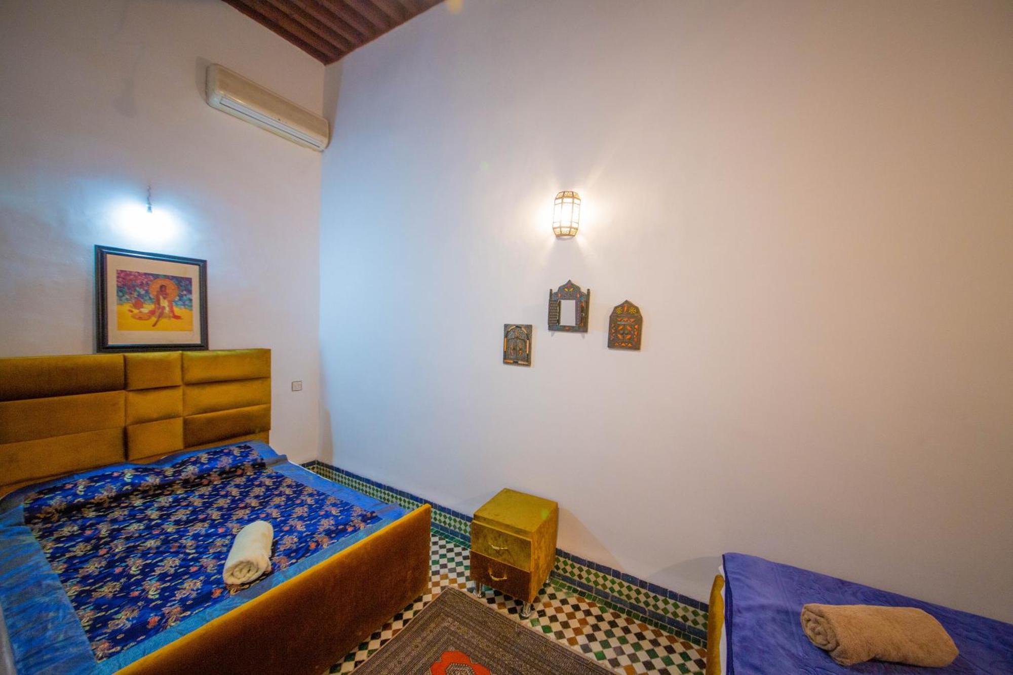 Hello Hotel Fez Bagian luar foto