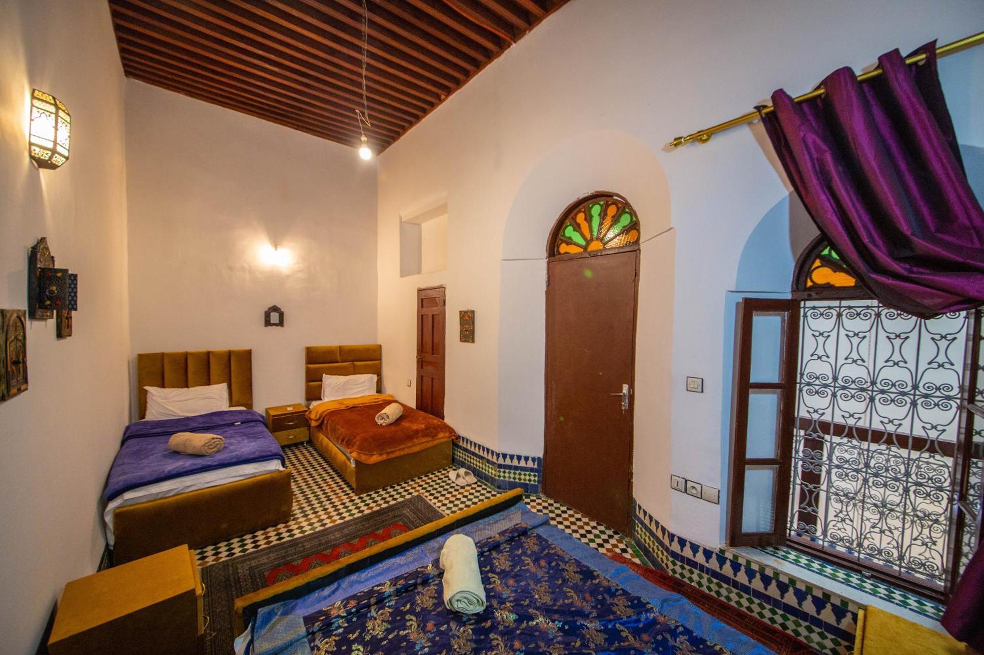 Hello Hotel Fez Bagian luar foto