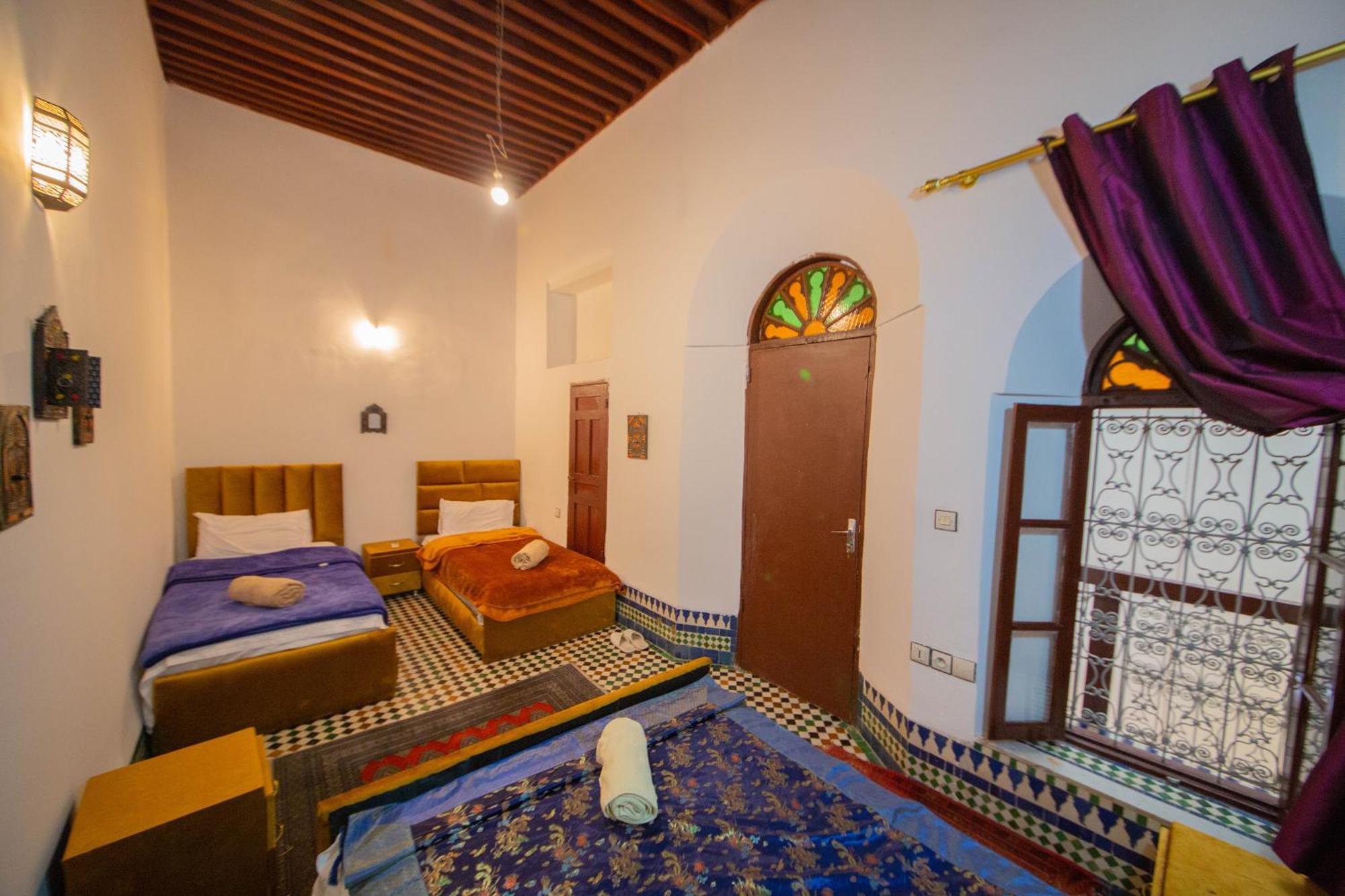 Hello Hotel Fez Bagian luar foto