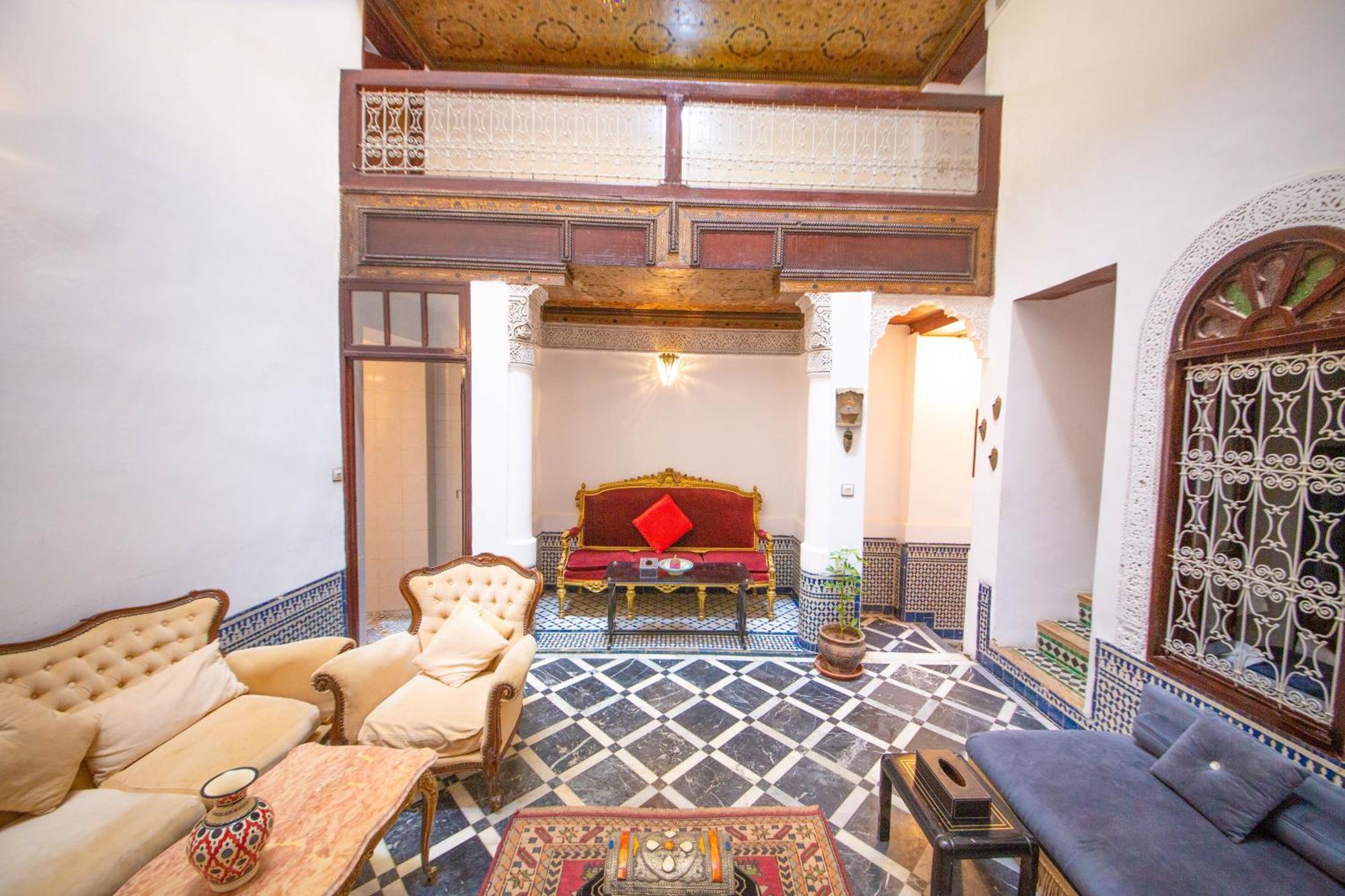 Hello Hotel Fez Bagian luar foto