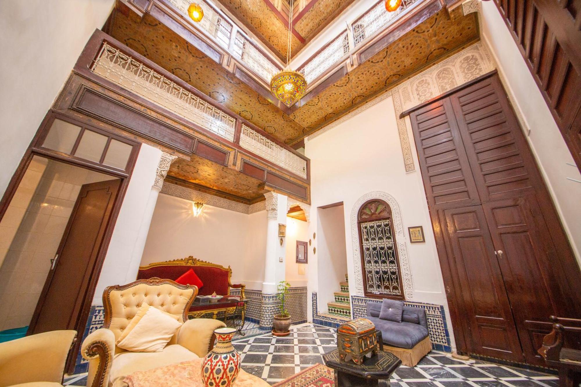 Hello Hotel Fez Bagian luar foto