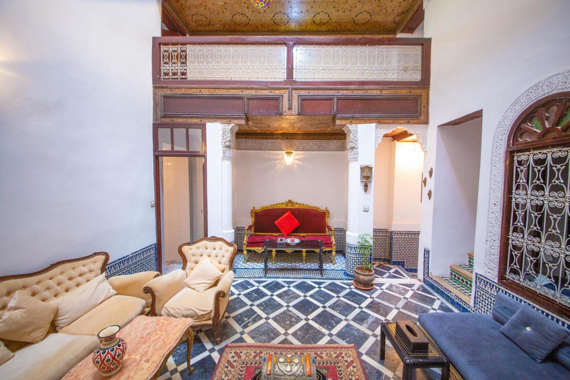 Hello Hotel Fez Bagian luar foto