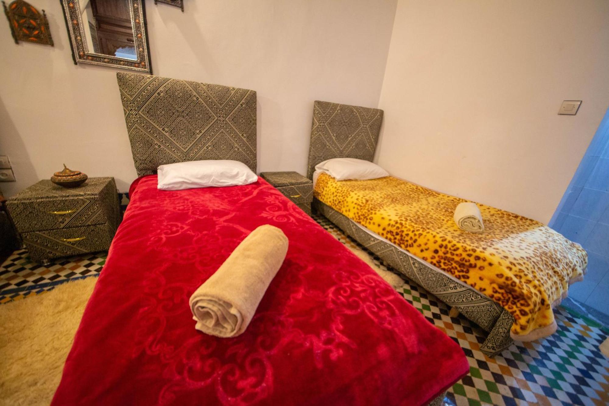 Hello Hotel Fez Bagian luar foto