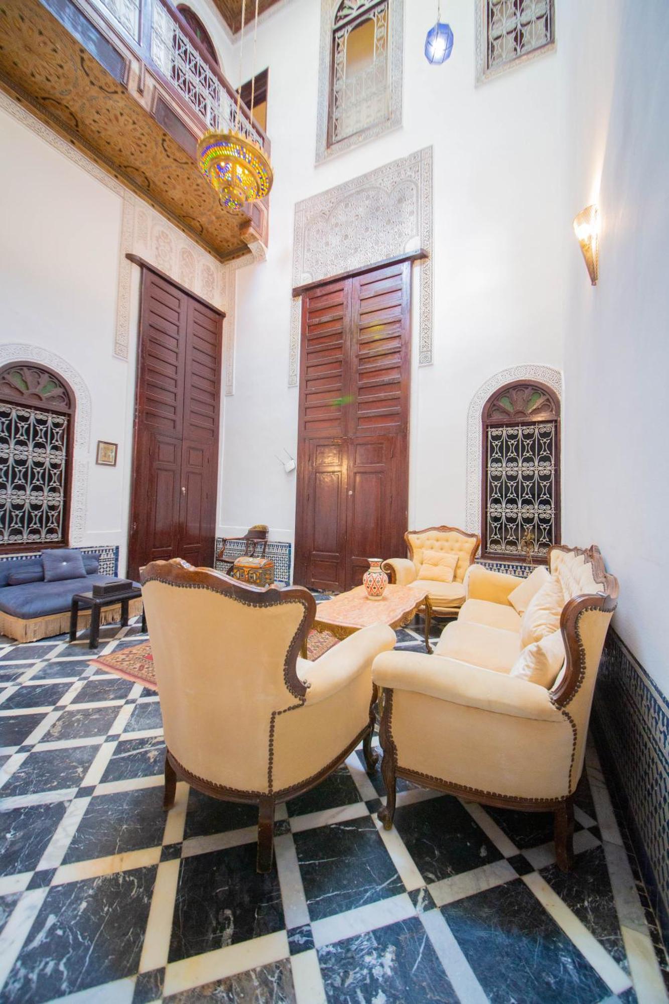 Hello Hotel Fez Bagian luar foto