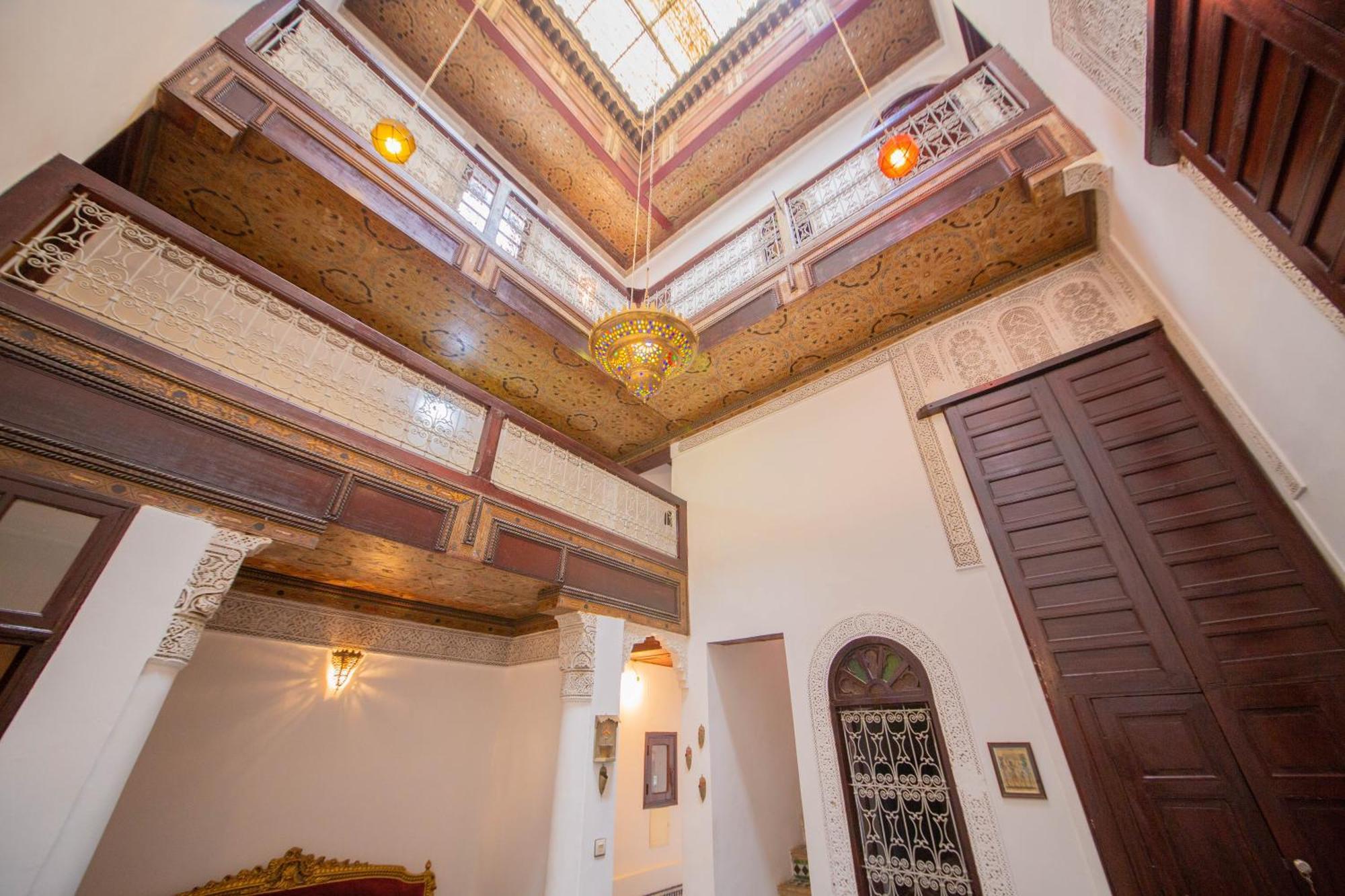 Hello Hotel Fez Bagian luar foto