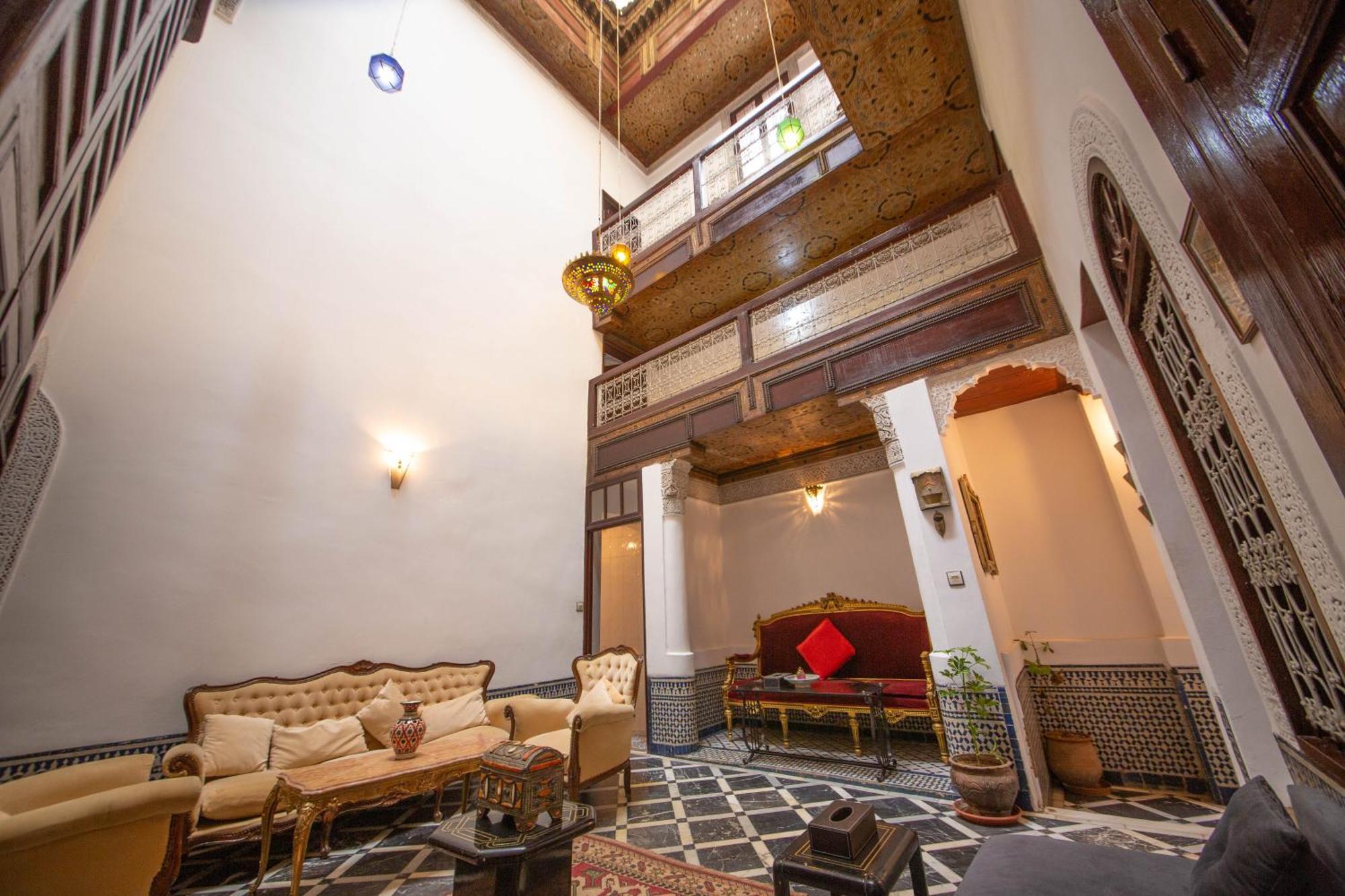 Hello Hotel Fez Bagian luar foto