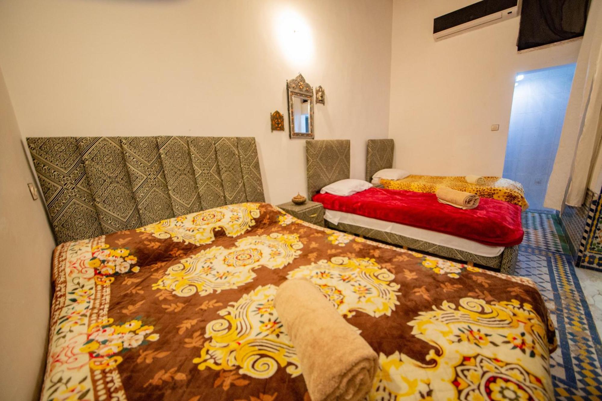 Hello Hotel Fez Bagian luar foto
