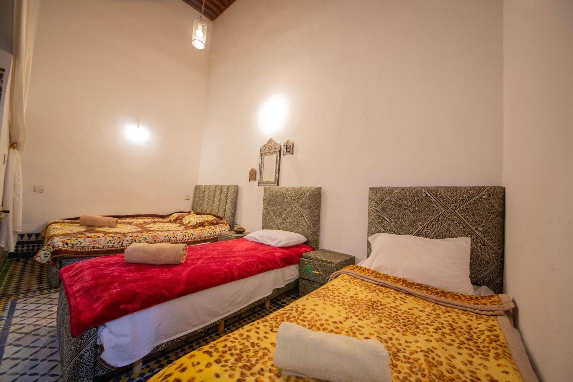 Hello Hotel Fez Bagian luar foto