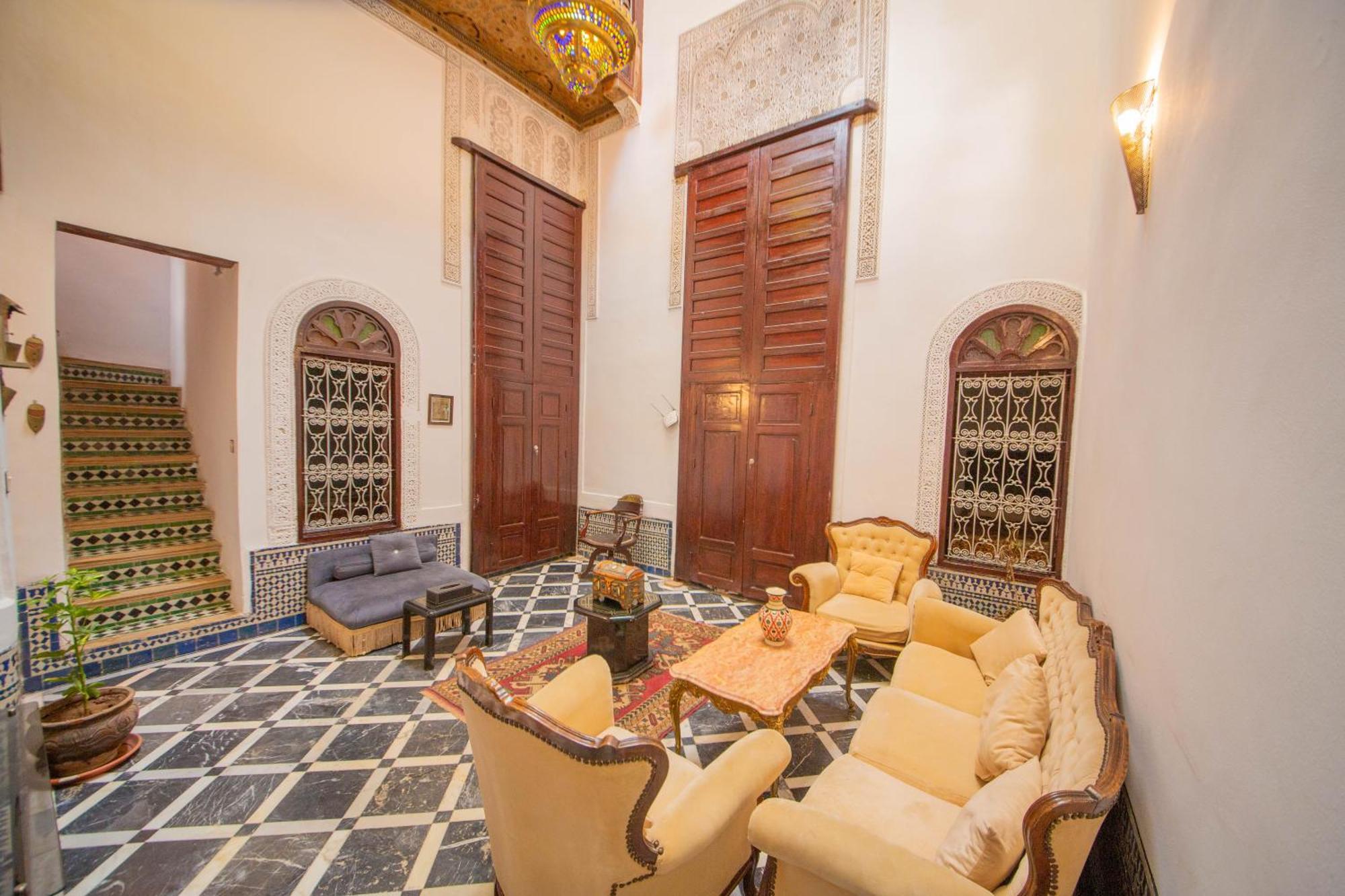 Hello Hotel Fez Bagian luar foto
