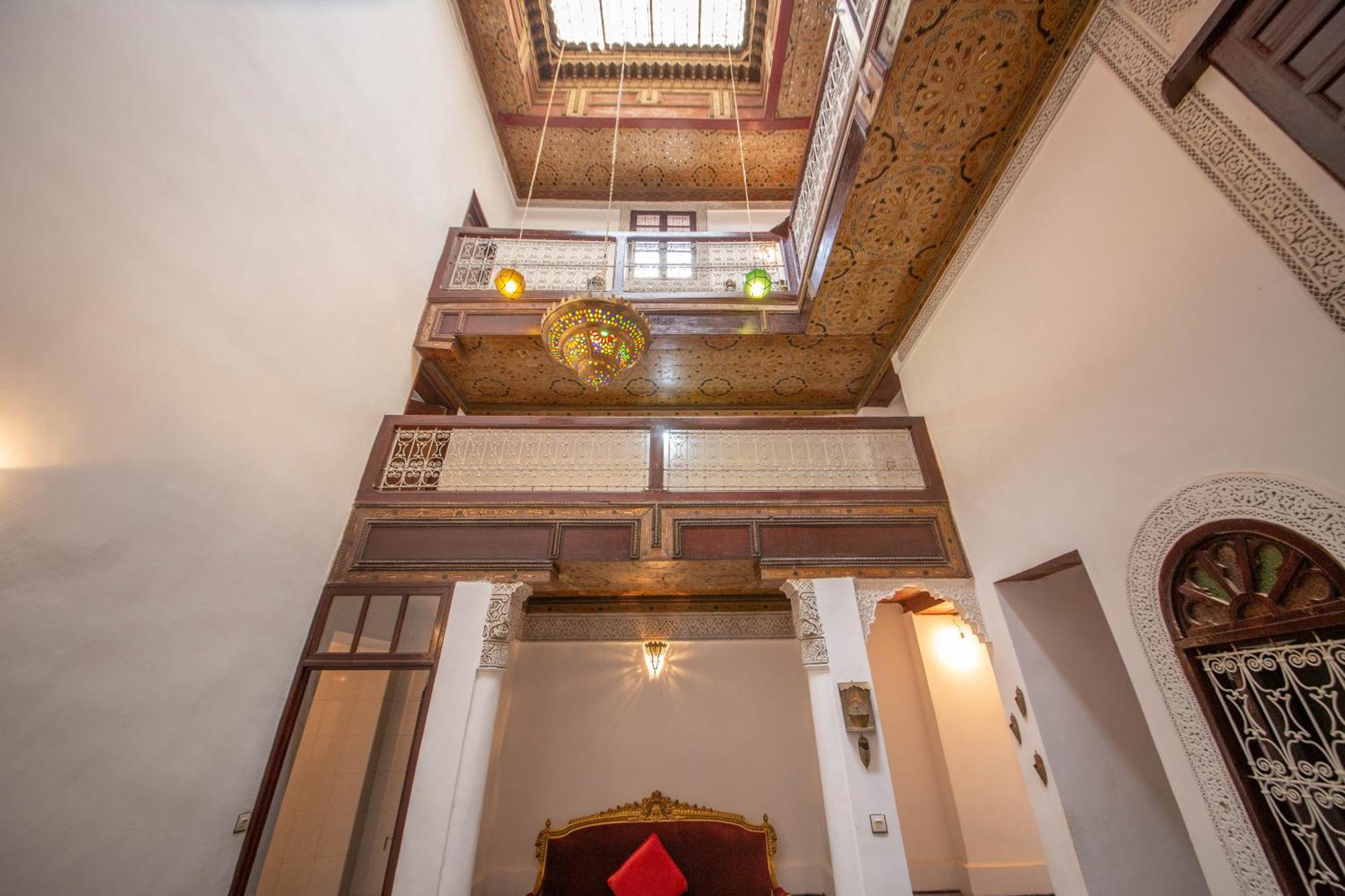 Hello Hotel Fez Bagian luar foto