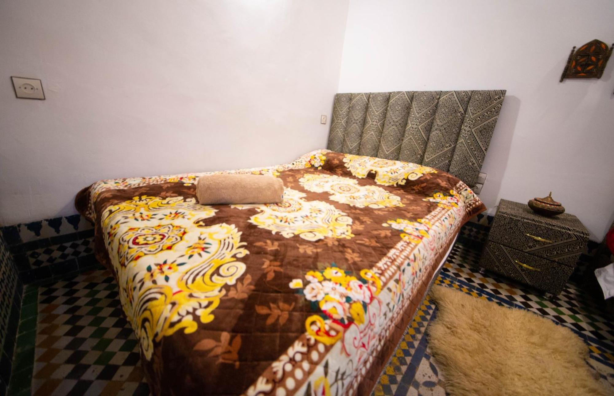 Hello Hotel Fez Bagian luar foto