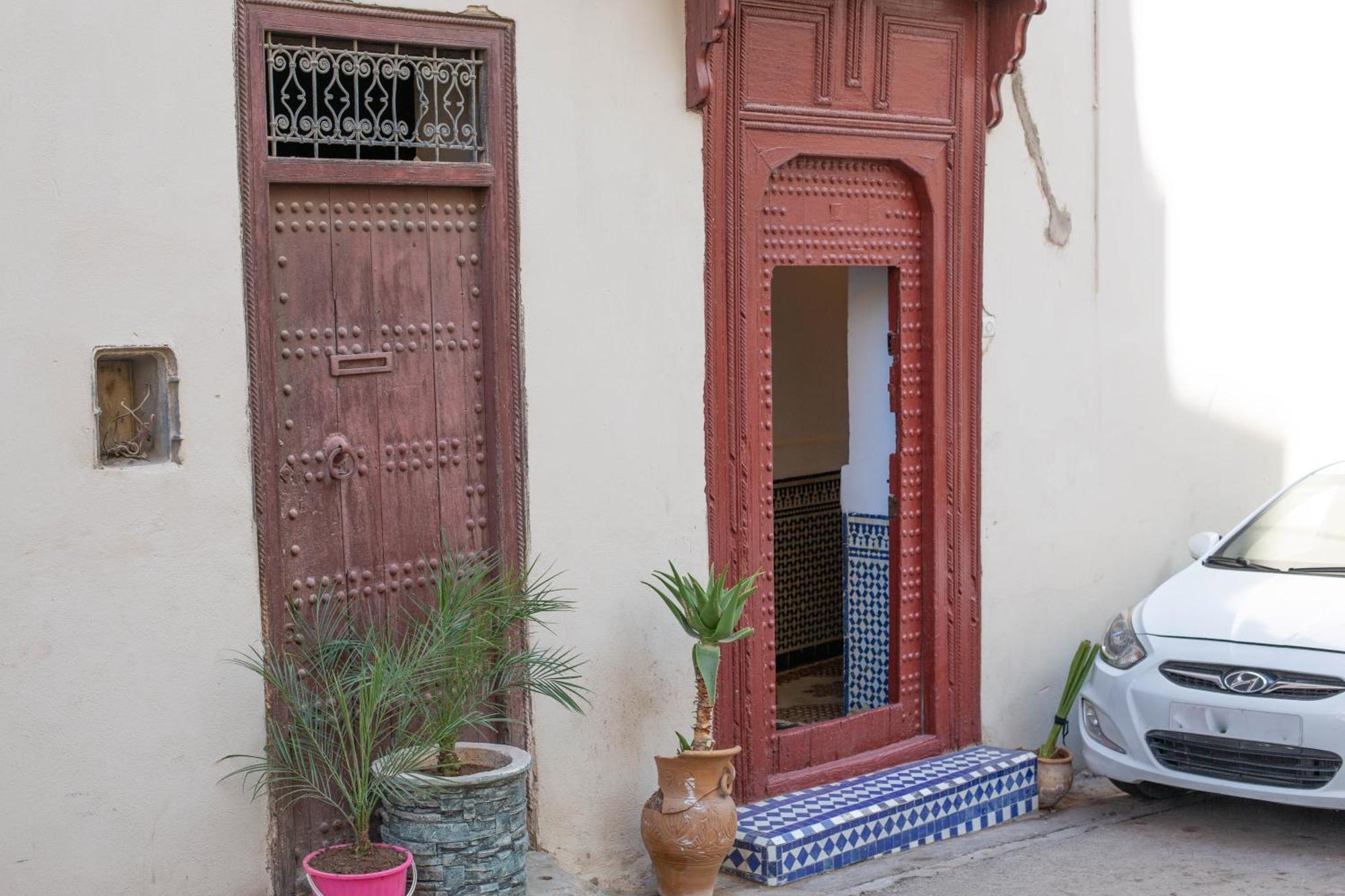 Hello Hotel Fez Bagian luar foto